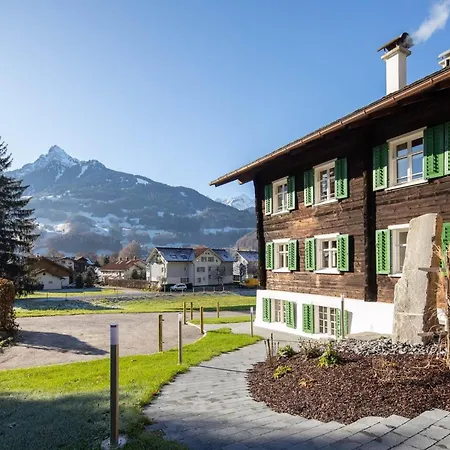 Christians Muntafuner Hus Farm stay *