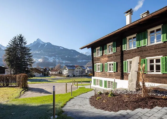 Christians Muntafuner Hus Farm stay *